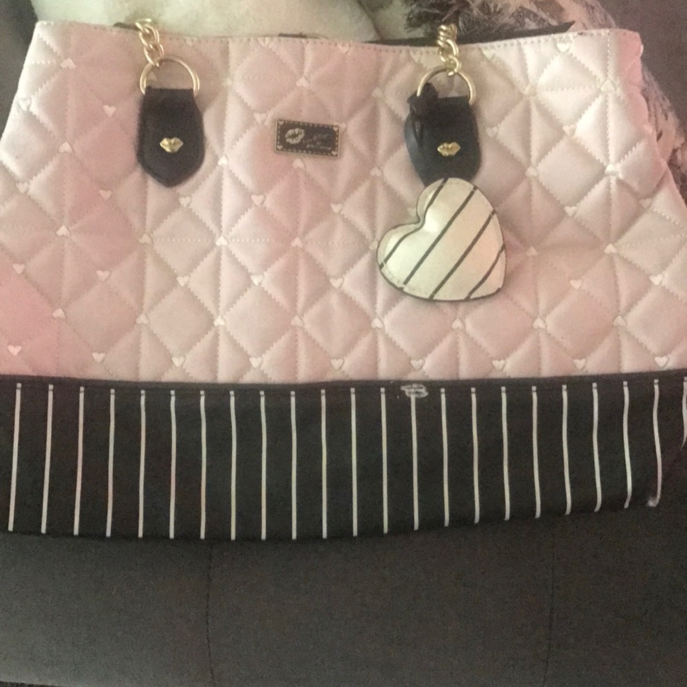 Betsy bag
